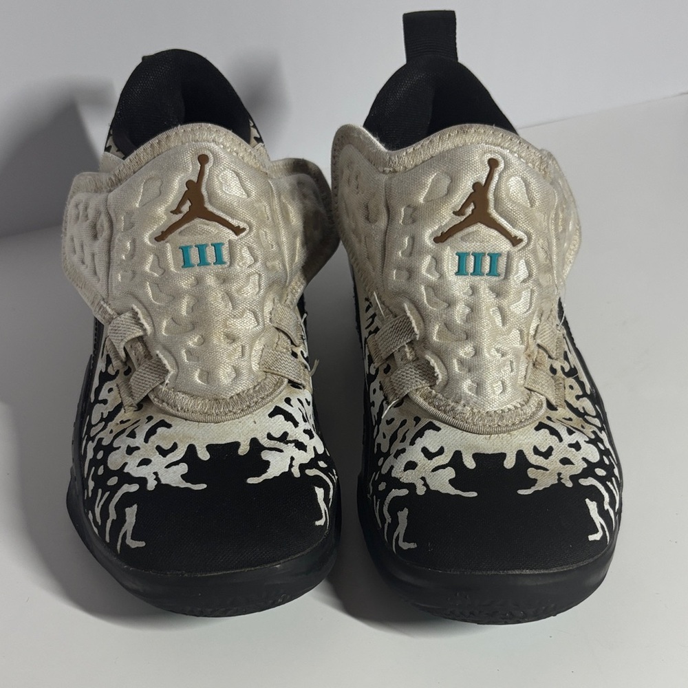 Jordan Zion 3 Black and White Shoes Youth 2